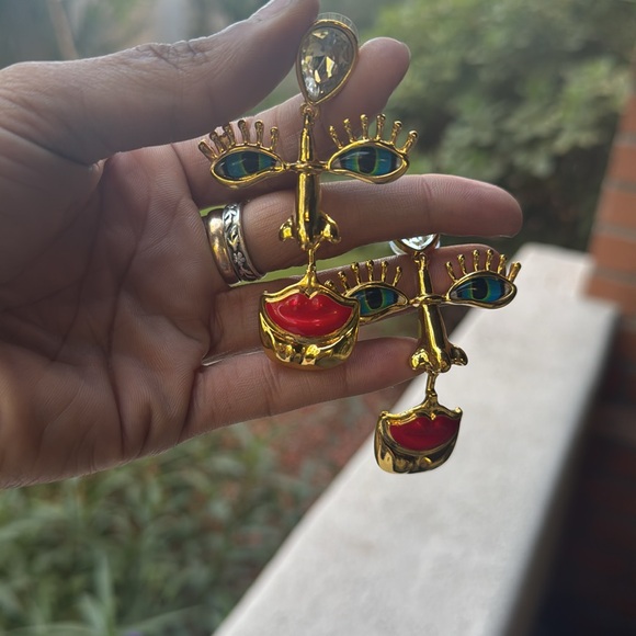 Eye See Love Earing Set - Picture 8 of 17